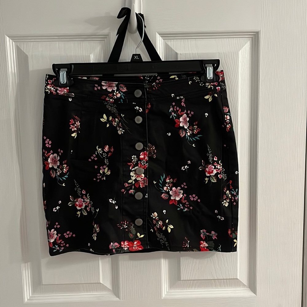 Material Girl Black Floral Button Up Skirt
